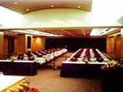 Rachaphruk Grand Hotel ناخون راتشاسيما المظهر الخارجي الصورة