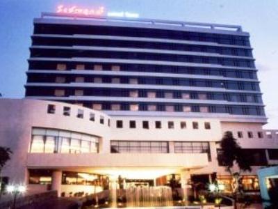 Rachaphruk Grand Hotel ناخون راتشاسيما المظهر الخارجي الصورة